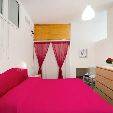Holiday home Casetta Rossa